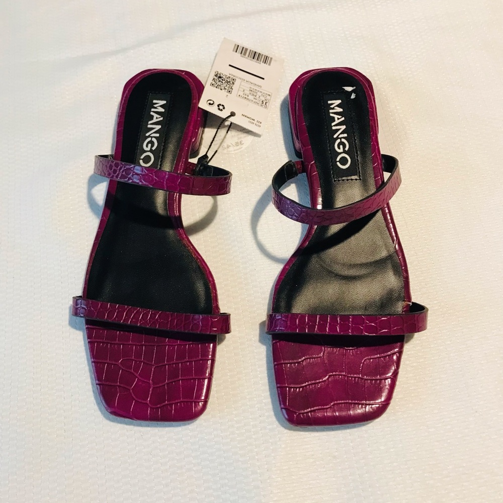 Mango‎ sandals